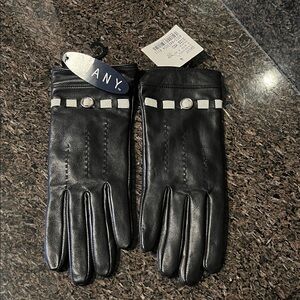 Black Leather Women's Gloves